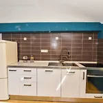 罗里公寓酒店 *