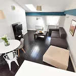 公寓 罗里公寓酒店 *